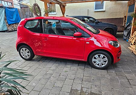 VW Up Volkswagen ! 1.0 55kW BlueMotion Technology move ! ...