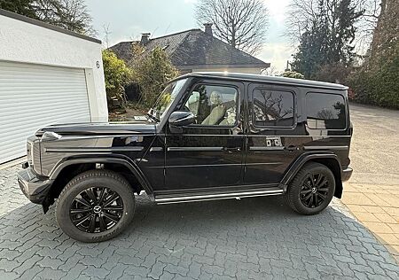 Mercedes-Benz G 450 G 450d Exclusive Line*Night*257km*Schiebedach*