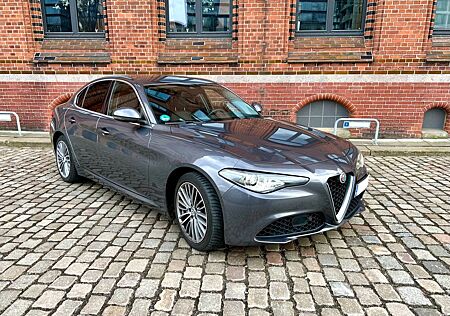 Alfa Romeo Giulia 2.0 Turbo 16V 147kW AT8 Super Super