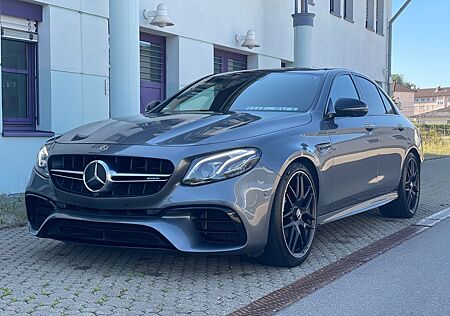 Mercedes-Benz E 63 AMG E63 S 4MATIC+ 3D Burmester, Pano,Vollausstattung