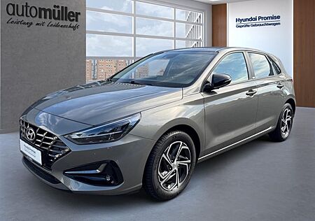 Hyundai i30 Edition INTRO SHZ*LHZ*KLIMAA*NAVI*