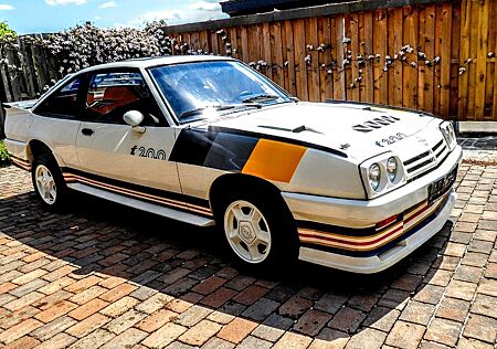 Opel Manta i200