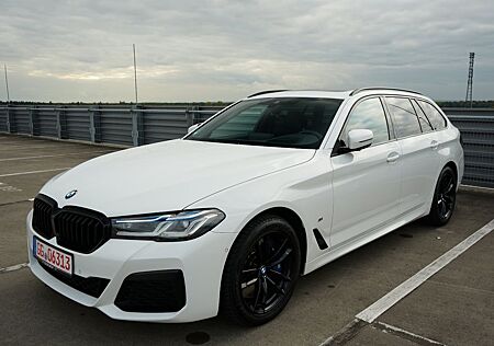 BMW 540 gebraucht kaufen BMW 540d Touring xDrive M, AHK, Pano, 4 Zonen