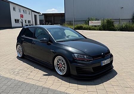 VW Golf Volkswagen 2.0 TSI DSG BMT GTI GTI