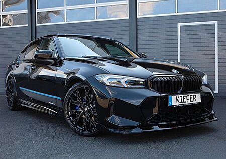 BMW 330i xDrive M/CarPlay/SHZ/LHZ/KAMERA/TOTW/R20