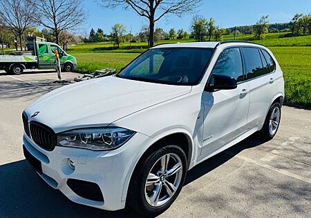 BMW X5 F15 3.0d/ M Sportpaket/HUD/360 kamera/Scheckh