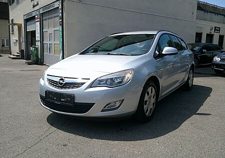 Opel Astra J Sports Tourer Design Edition