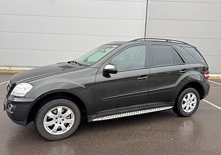 Mercedes-Benz ML 300 ML CDI BlueEfficiency 4Matic