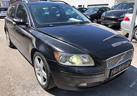 Volvo V50 Kombi 2.0 D Summum **TüV Neu*Klima*Tempo*Leder**
