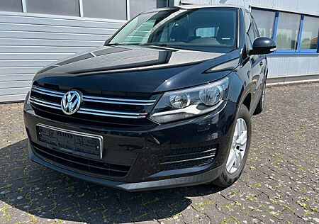 VW Tiguan Volkswagen Trend&FunBMT Navi Klimaauto SHZ AHK 2Hd