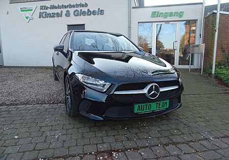 Mercedes-Benz A 180 A -Klasse LED Kamera Navi