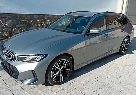 BMW 330i M Sport xDrive Touring AHK HiFi Ambiente