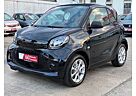 Smart ForTwo EQ ElectricDrive _AppleCarPlay_22KWSchnellader_