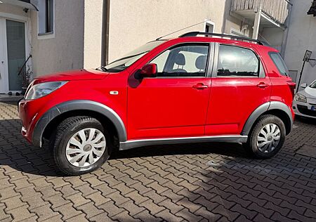 Daihatsu Terios 1.5 --77 KW-KLIMA-AHK-177589 KM 4X4