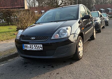 Ford Fiesta , Baujahr 2009, TÜV bis 02/2027