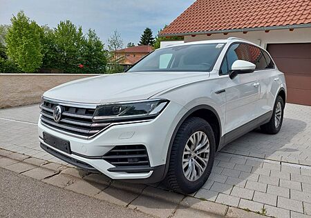 VW Touareg Volkswagen Basis 4Motion