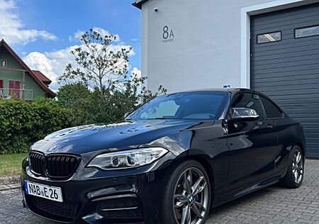 BMW 240 M240i Coupé