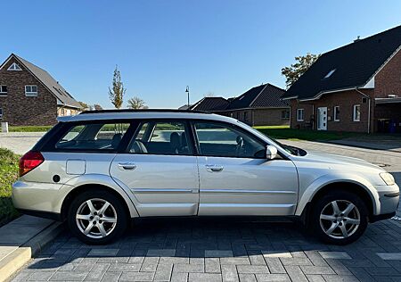 Subaru Outback 4x4 LPG Navi Leder AHK Panorama 10-fach NR