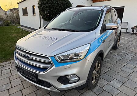 Ford Kuga Titanium 2.0 TDCi 4x4 Automatik