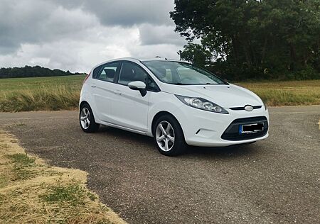 Ford Fiesta 1,6 TDCi DPF *AHK*TÜV 09/26*