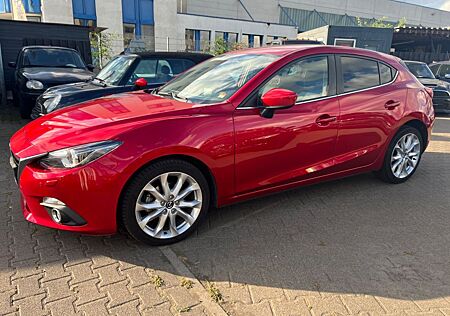 Mazda 3 Lim. Sports-Line*Head-Up*Keyless-Go*Xenon*Bose