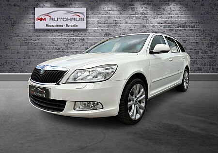 Skoda Octavia Combi Elegance*S-DACH*PDC*NAVI*XENO*EU5*