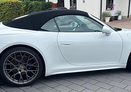 Porsche 992 gebraucht kaufen Porsche 992 911 Carrera 4 Cabriolet MWST, Inno, 18 Sitz SAGA