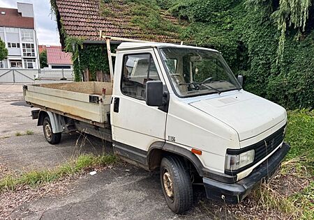 Peugeot J5
