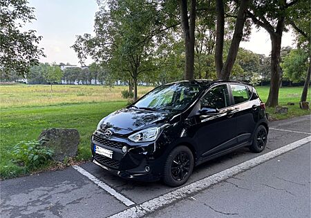 Hyundai i10 1.2 Trend aus 1. Hand - TÜV bis 09/27