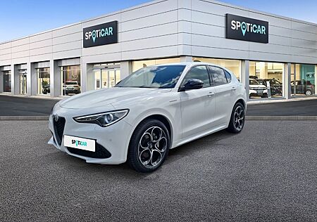 Alfa Romeo Stelvio Veloce Q4 280 Automatik; *AssistenzPak
