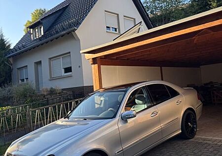 Mercedes-Benz E 240 E240 Avantgarde W211 | 141.000 km