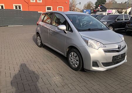 Toyota Verso-S 1,33-l-Dual-Cool Klima Euro-5