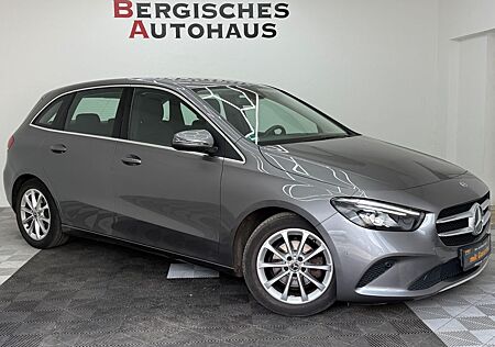 Mercedes-Benz B 180 Automatik*Navi*Kamera*2.Hand*El.Heck*LED*