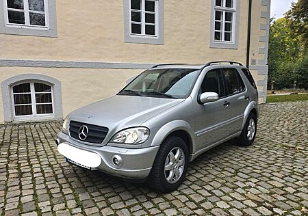 Mercedes-Benz ML 320 gebraucht kaufen Mercedes-Benz ML 320 AMG Silber metallic, Prinz Gasanl silber