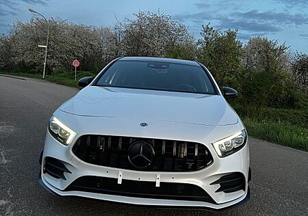 Mercedes-Benz A 250 DCT -