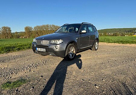 BMW X3 2.0d E83 Limited Edition Teilleder/AHK/PDC/XE