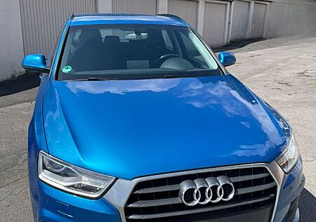 Audi Q3 1.4 TFSI cylinder on demand S tronic -