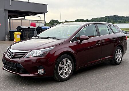 Toyota Avensis Kombi Life Kamera Navi Sitz.H Euro5 PDC