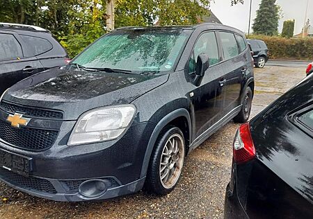 Chevrolet Orlando 1.8 LT MT