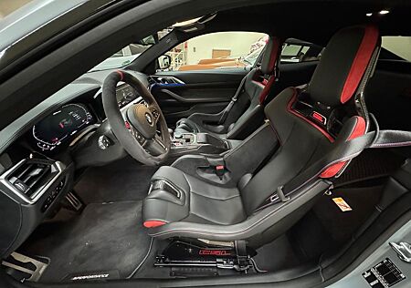 BMW M4 CSL