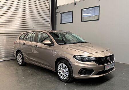 Fiat Tipo Street/Navi/PDC/Allwetterreifen