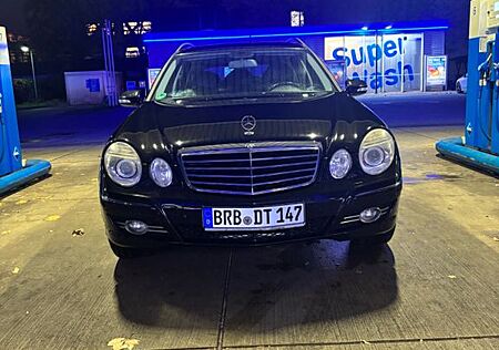 Mercedes-Benz E 200 KOMPRESSOR T AVANTGARDE