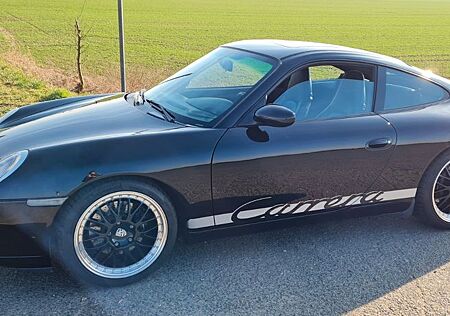 Porsche 996 Carrera Coupé Carrera