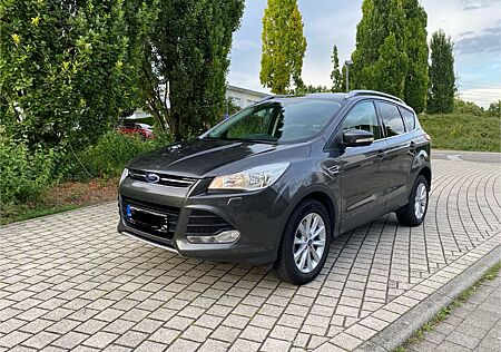 Ford Kuga 2,0 TDCi 2x4 88kW Titanium
