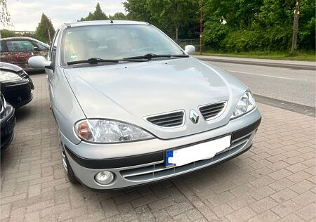 Renault Megane Ratenzahlung Classic 16V Expressio
