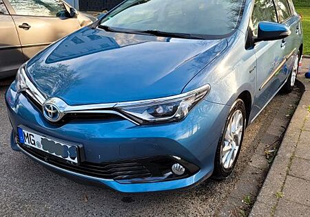 Toyota Auris Hybrid. 1.8. Kamera Vorne und Hinten