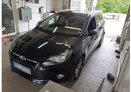 Ford Focus 1,6 EcoBoost 110kW Titanium Turnier Ti...