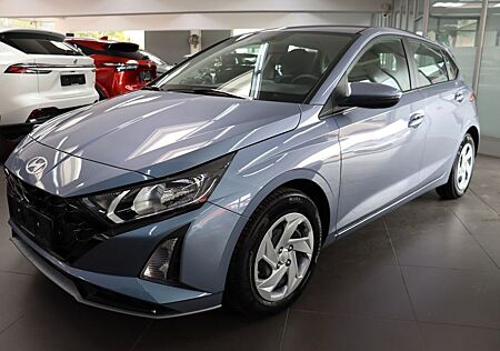 Hyundai i20 1.0 DCT Nav Rcam Carplay Temp PDC BTH SOFORT