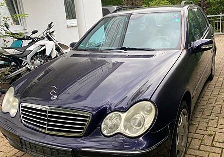 Mercedes-Benz C 200 KOMPRESSOR T AVANTGARDE Avantgarde