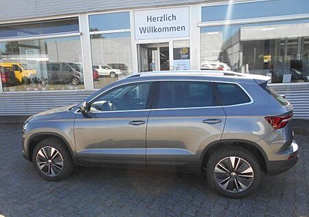 Skoda Karoq 1.5 TSI Style DSG Navi AHK Kamera